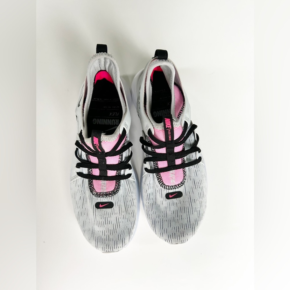 Nike flex contact 3 Running Training Shoes women’s Size 6 White & pink